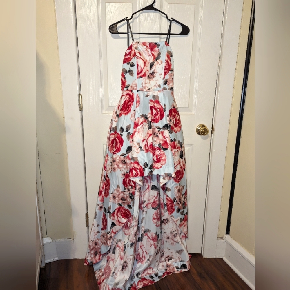 STUNNING FLORAL HIGH/LOW DRESS